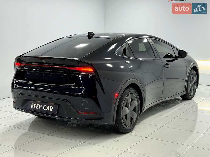 Хэтчбек Toyota Prius 2023 в Одессе
