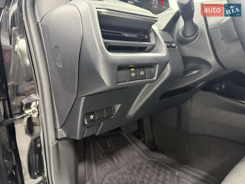 Хэтчбек Toyota Prius 2023 в Одессе