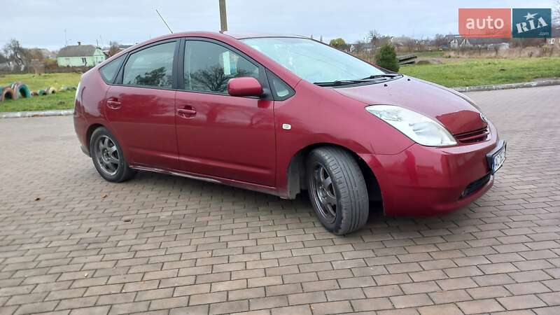 Хэтчбек Toyota Prius 2005 в Луцке фото 5 Хэтчбек Toyota Prius 2005 в Луцке