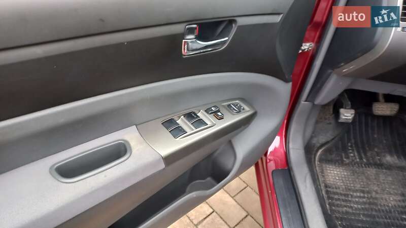 Хэтчбек Toyota Prius 2005 в Луцке фото 25 Хэтчбек Toyota Prius 2005 в Луцке