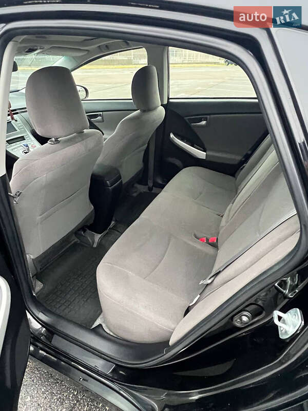 Хэтчбек Toyota Prius 2014 в Одессе