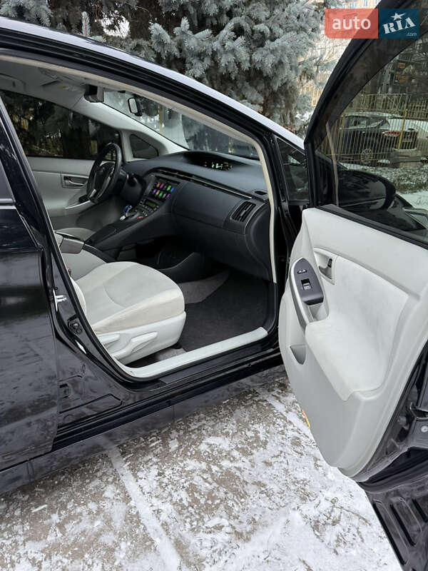 Хетчбек Toyota Prius 2014 в Одесі