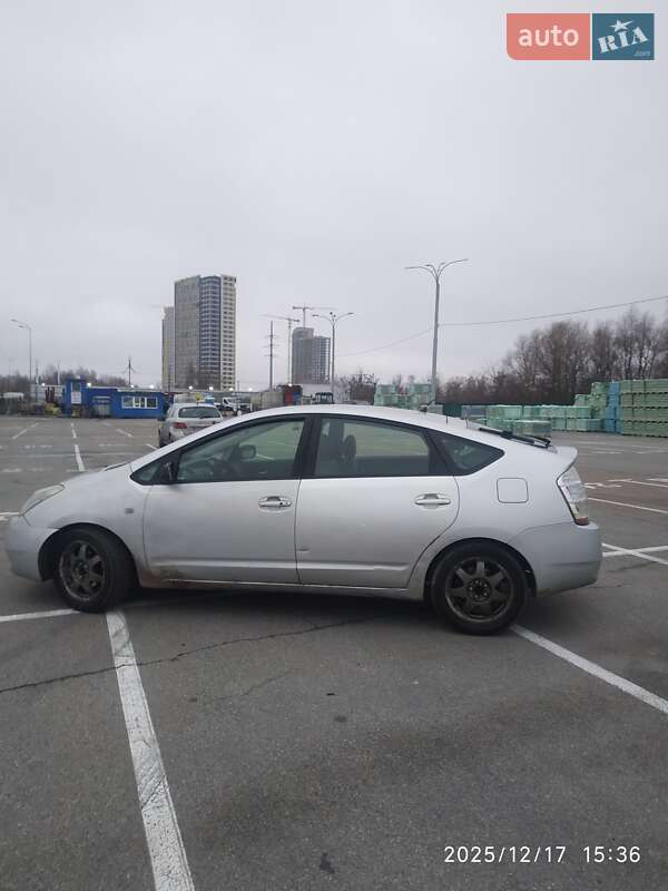 Хэтчбек Toyota Prius 2007 в Киеве фото 8 Хэтчбек Toyota Prius 2007 в Киеве