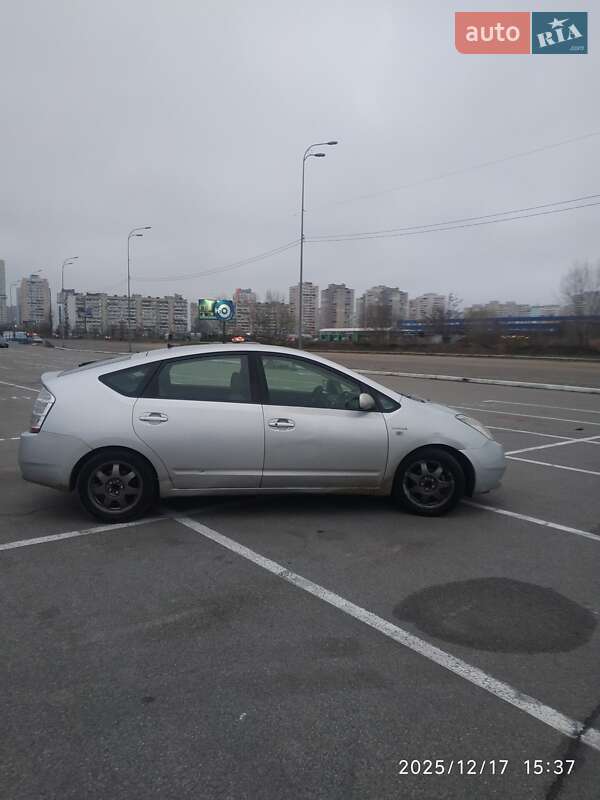 Хэтчбек Toyota Prius 2007 в Киеве фото 15 Хэтчбек Toyota Prius 2007 в Киеве