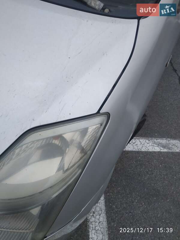 Хэтчбек Toyota Prius 2007 в Киеве фото 34 Хэтчбек Toyota Prius 2007 в Киеве