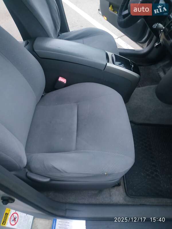 Хэтчбек Toyota Prius 2007 в Киеве фото 49 Хэтчбек Toyota Prius 2007 в Киеве