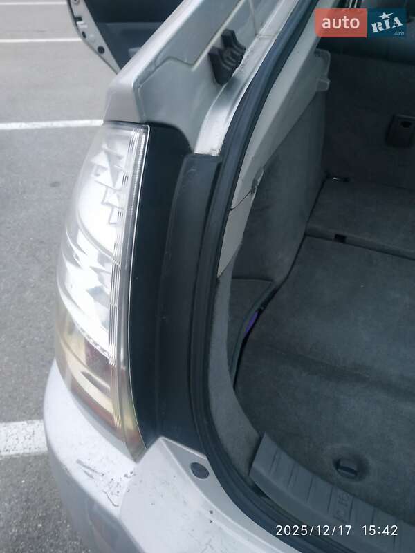 Хэтчбек Toyota Prius 2007 в Киеве фото 74 Хэтчбек Toyota Prius 2007 в Киеве