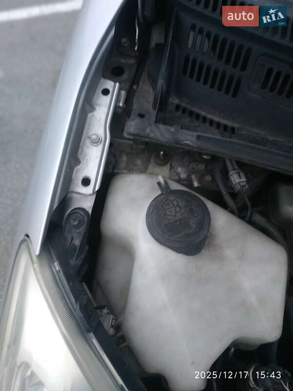 Хэтчбек Toyota Prius 2007 в Киеве фото 76 Хэтчбек Toyota Prius 2007 в Киеве