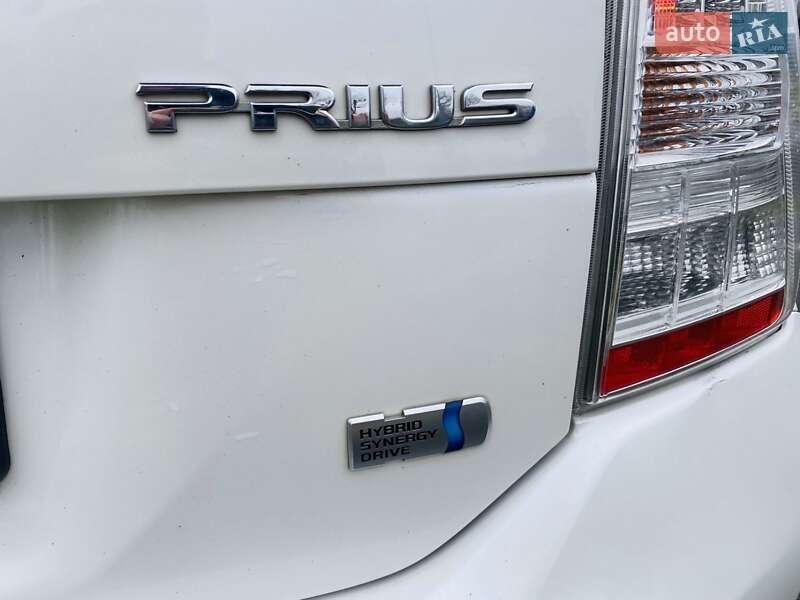 Хэтчбек Toyota Prius 2010 в Харькове
