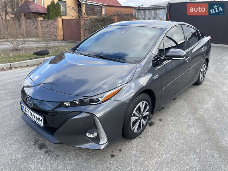 Хэтчбек Toyota Prius 2017 в Киеве фото 6 Хэтчбек Toyota Prius 2017 в Киеве