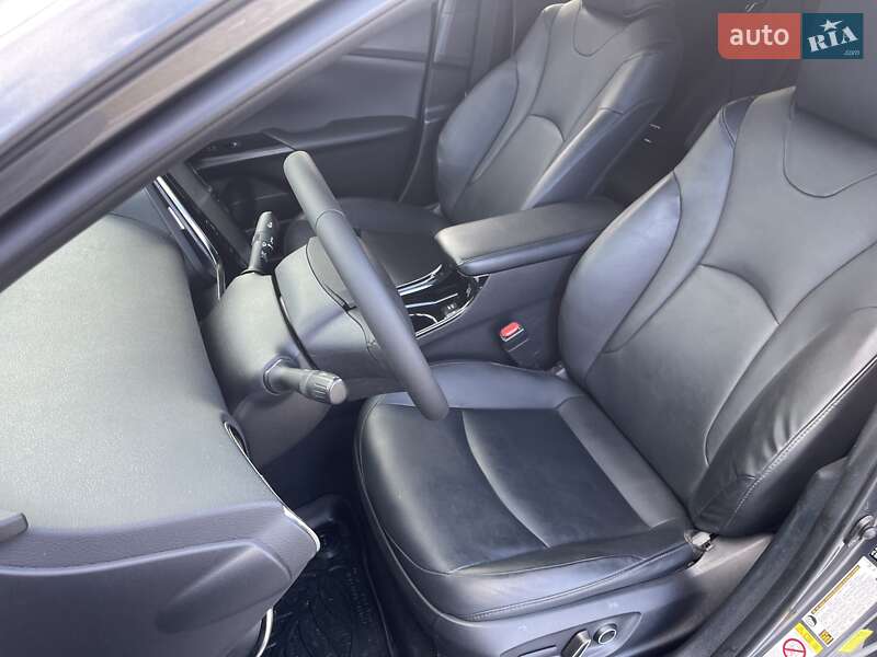 Хэтчбек Toyota Prius 2017 в Киеве фото 42 Хэтчбек Toyota Prius 2017 в Киеве