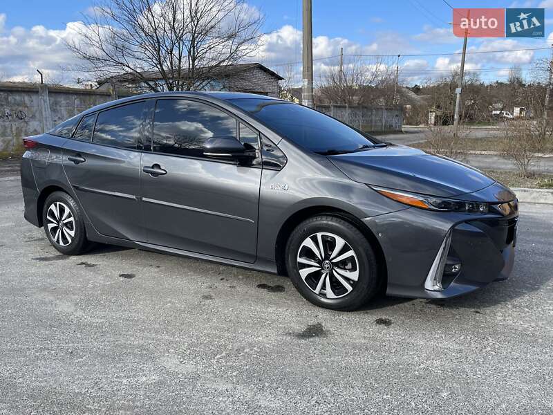 Хэтчбек Toyota Prius 2017 в Киеве фото 47 Хэтчбек Toyota Prius 2017 в Киеве