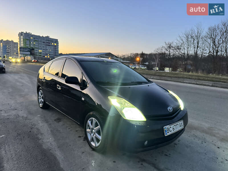 Хэтчбек Toyota Prius 2005 в Львове фото 4 Хэтчбек Toyota Prius 2005 в Львове