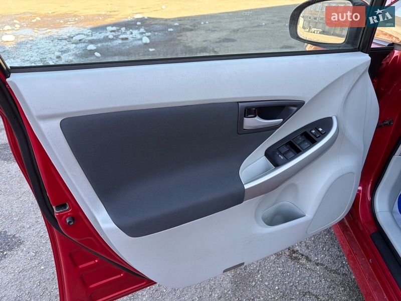 Хэтчбек Toyota Prius 2009 в Луцке
