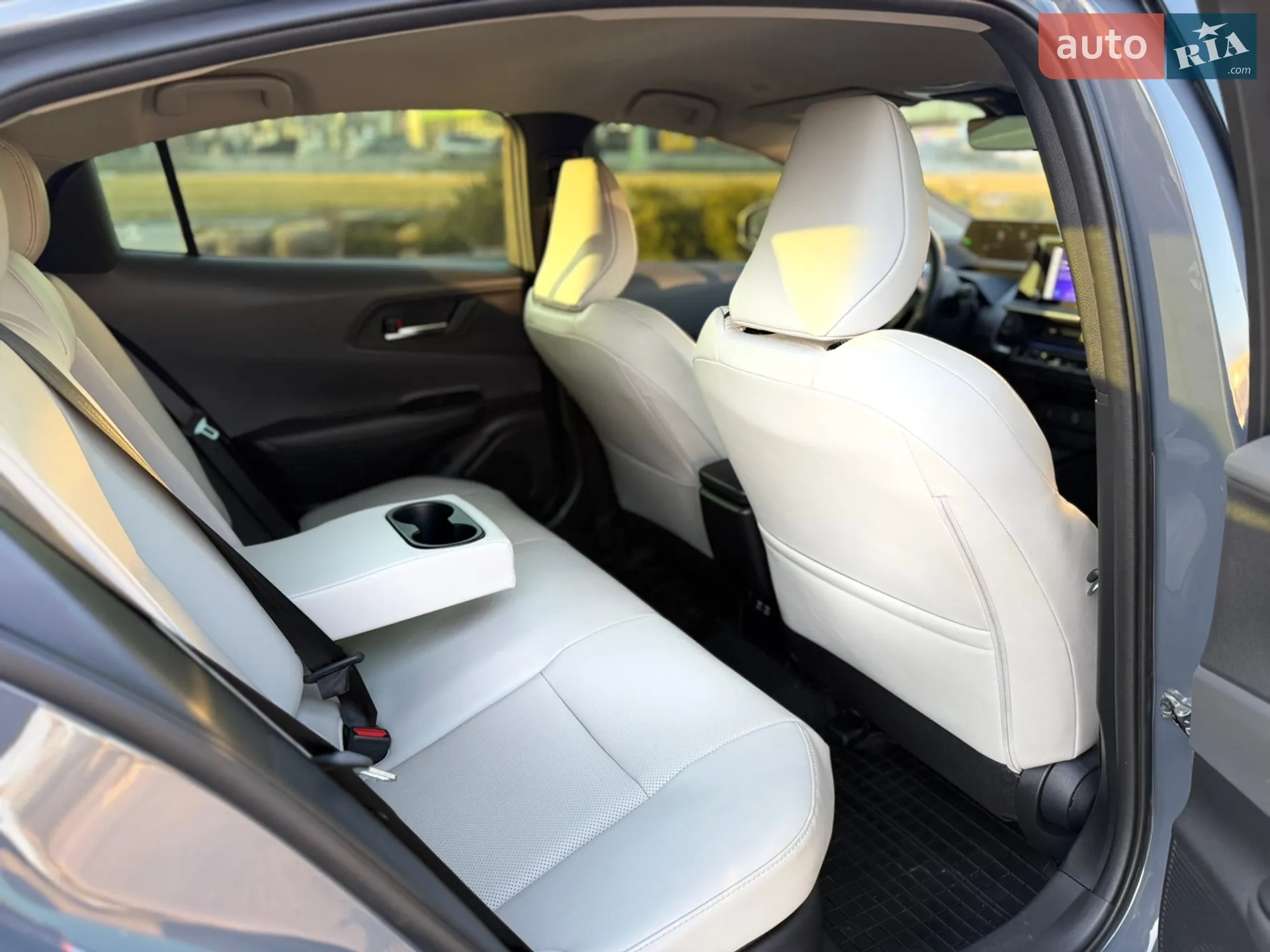 2024 Toyota Prius - мініатюра 8