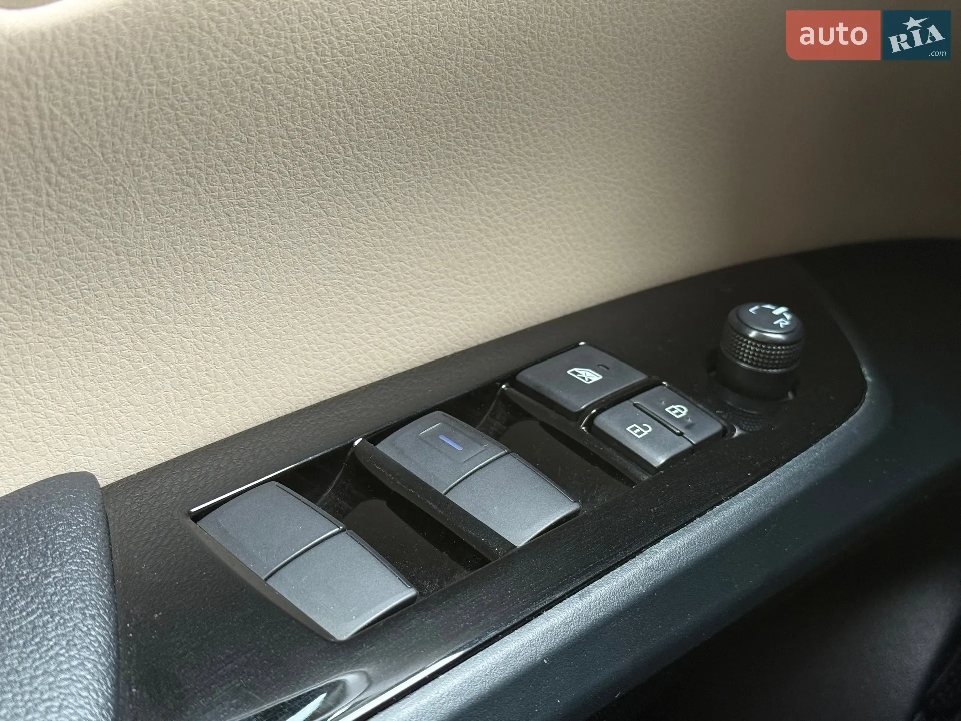 2022 Toyota Prius - мініатюра 21