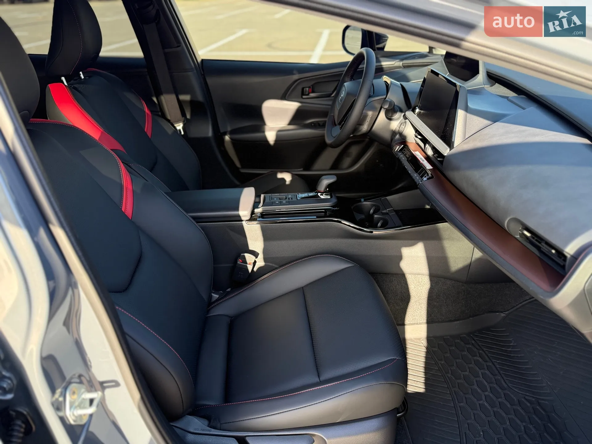 2025 Toyota Prius - мініатюра 32