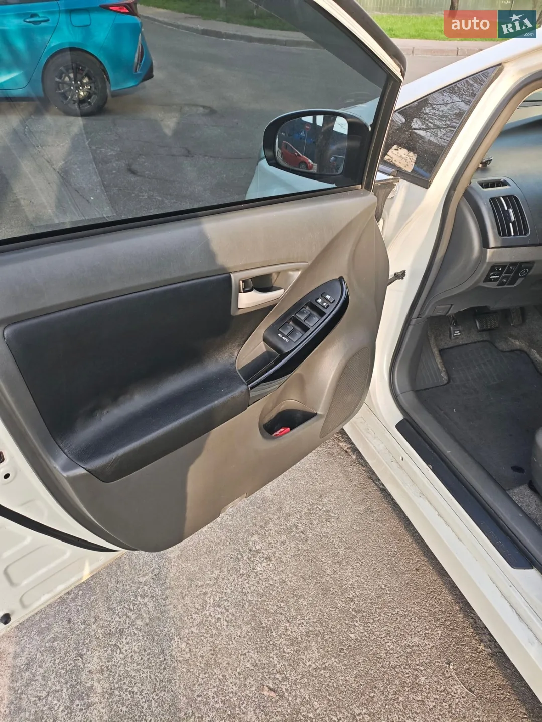 2010 Toyota Prius - мініатюра 13