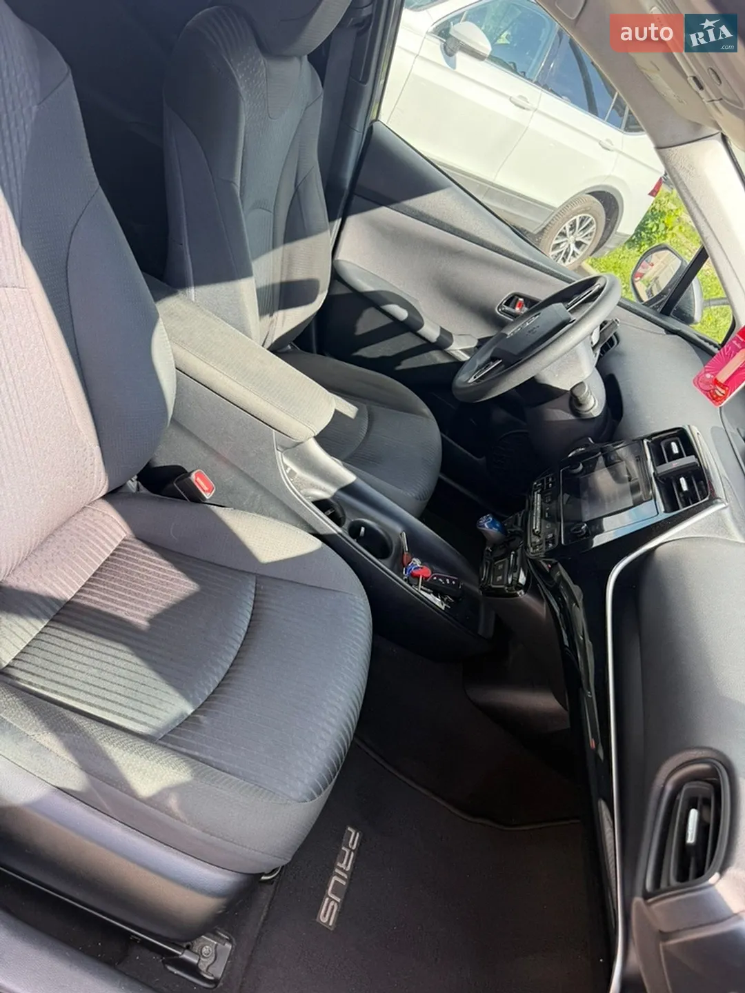 2016 Toyota Prius - мініатюра 8