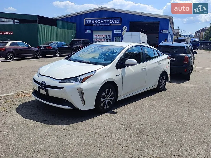 Toyota Prius 2018 VIN JTDKBRFU1J3603833 фото оголошення 14 з 55