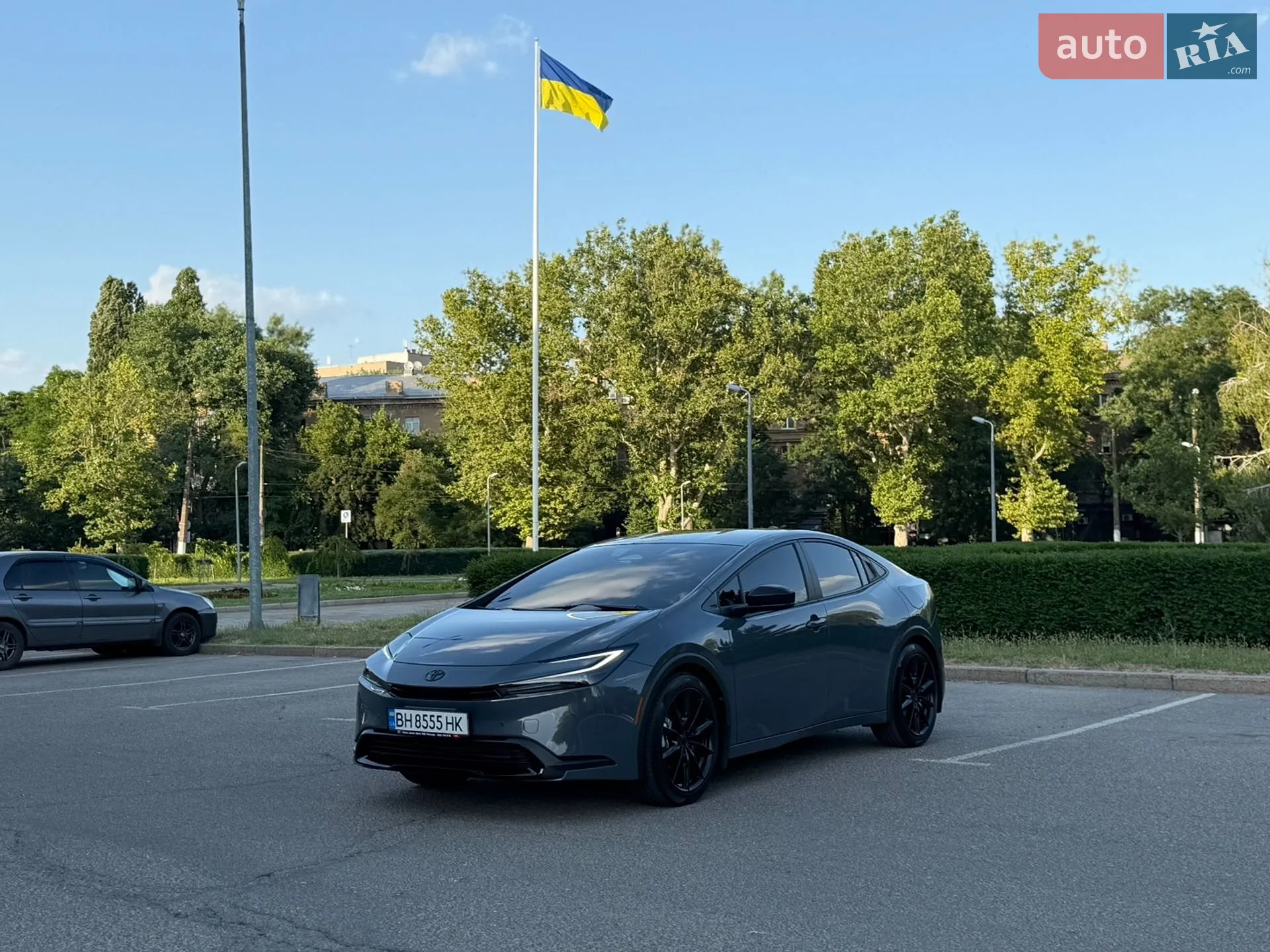 Toyota Prius Prime 2025 VIN JTDACACU3S3051557 фото оголошення 9 з 35