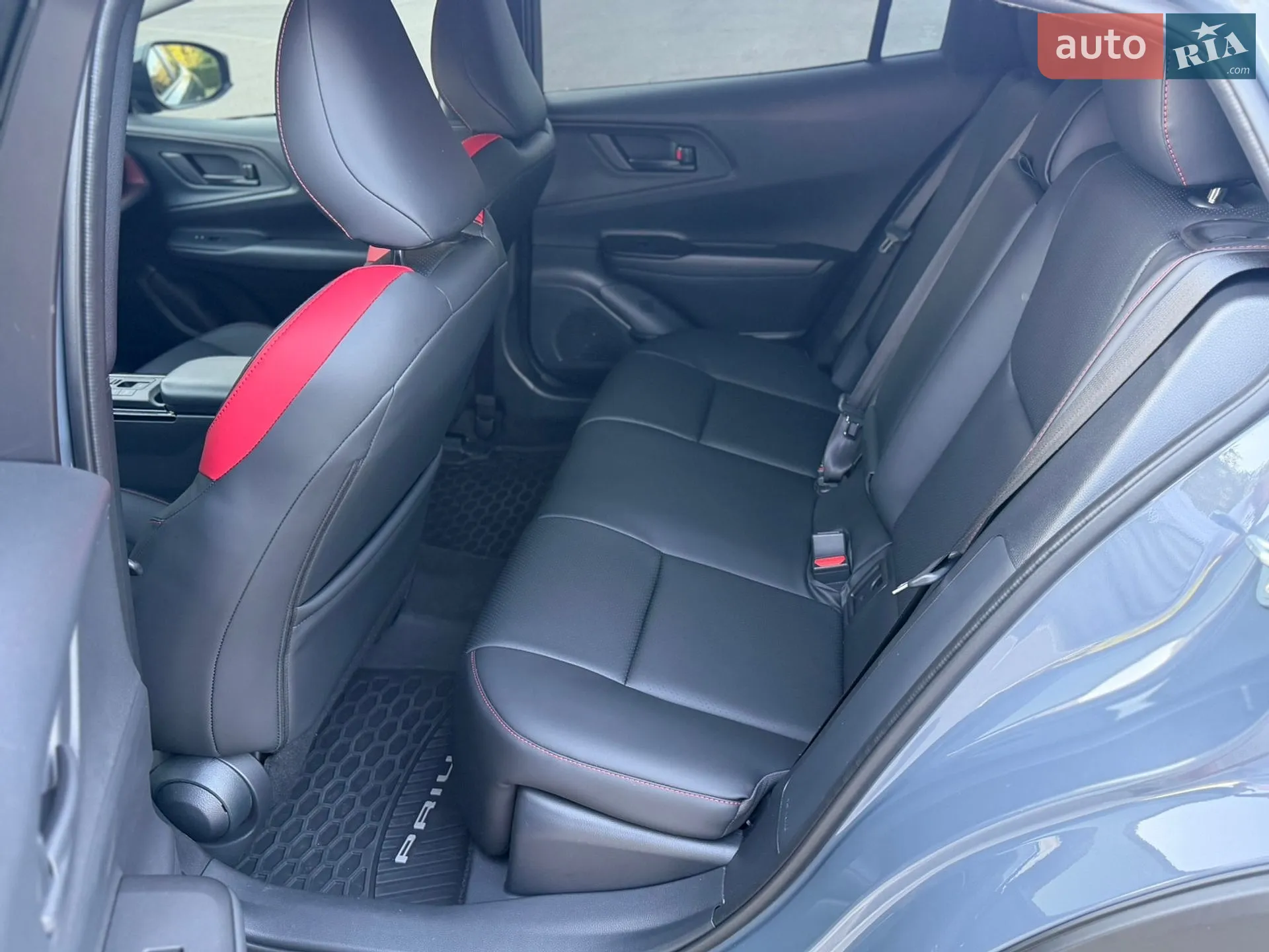 Toyota Prius Prime 2025 VIN JTDACACU3S3051557 фото оголошення 19 з 35