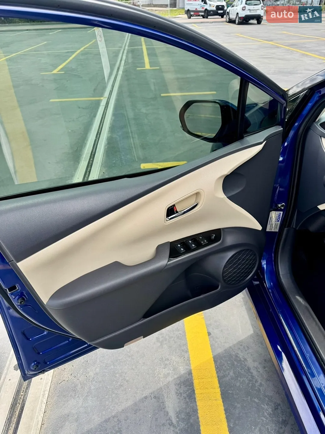 2017 Toyota Prius - мініатюра 11