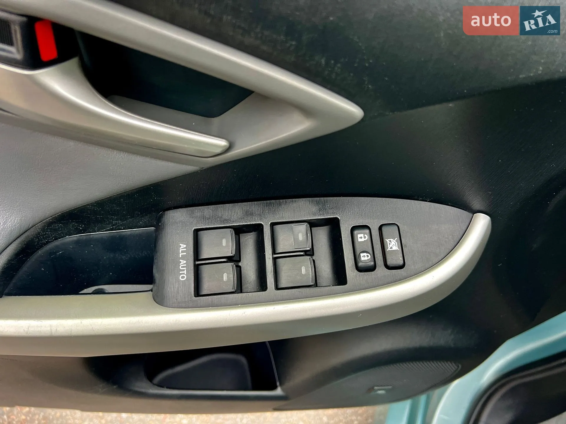 2014 Toyota Prius - мініатюра 11