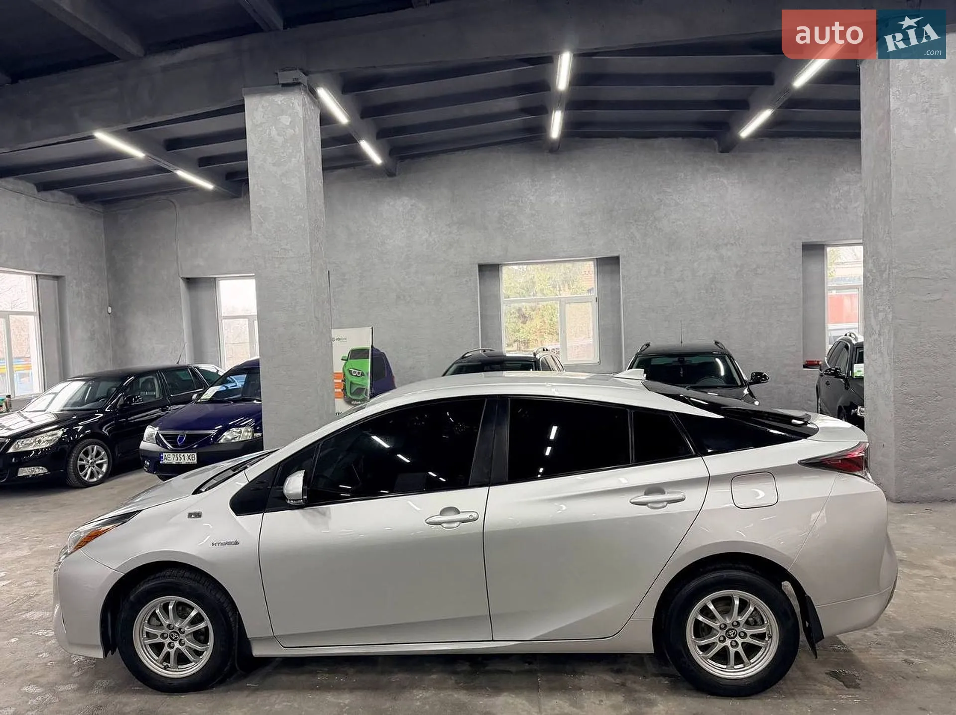 2016 Toyota Prius - мініатюра 4