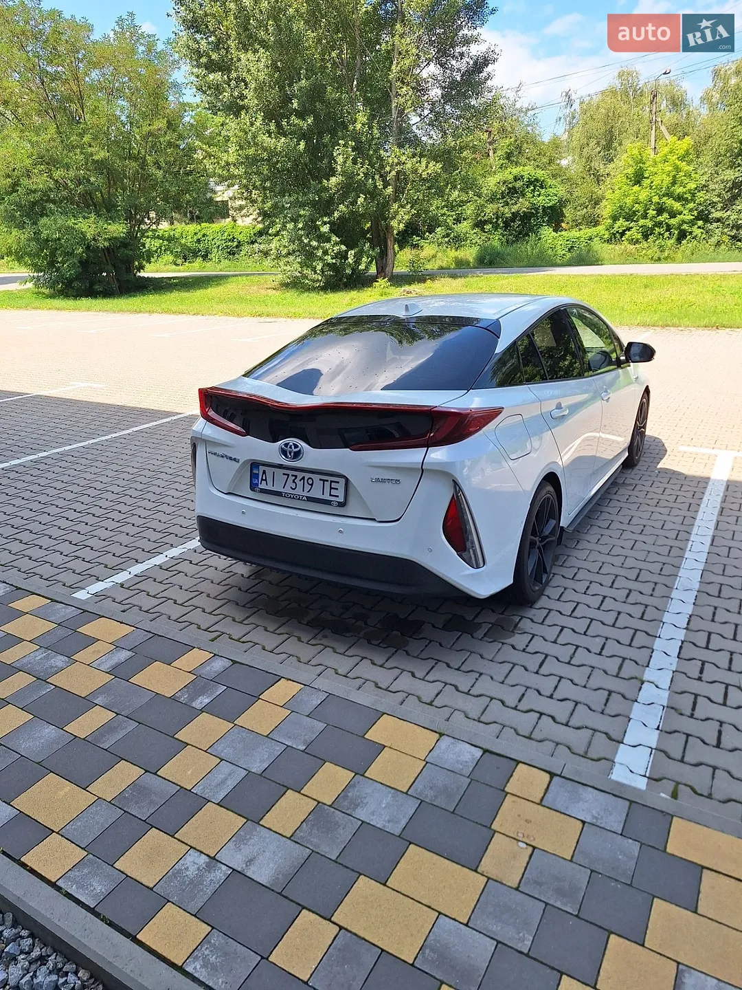 2020 Toyota Prius - мініатюра 9