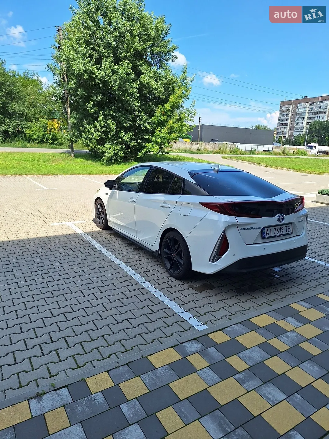 2020 Toyota Prius - мініатюра 6