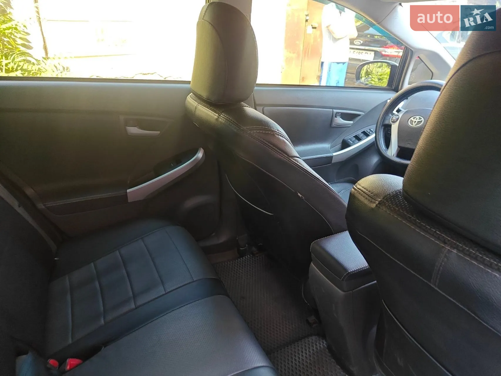 2010 Toyota Prius - мініатюра 13