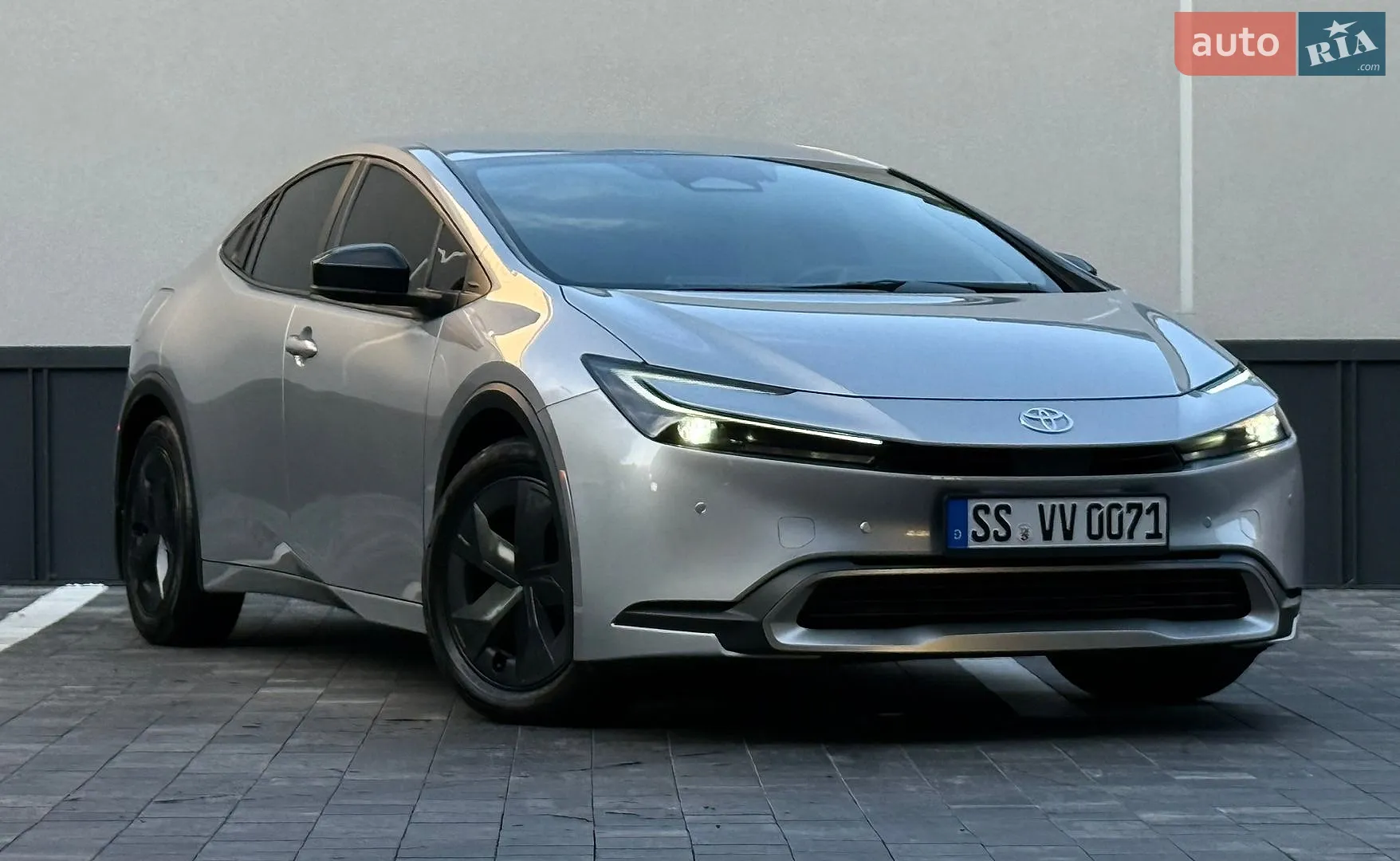 2024 Toyota Prius - фото 1