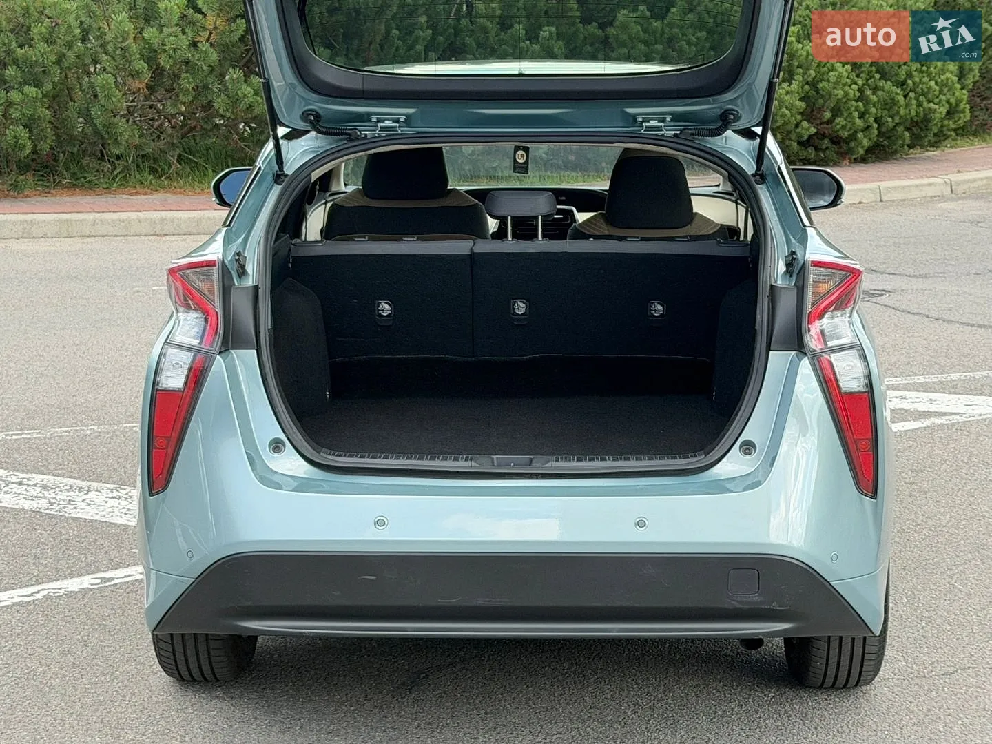 2016 Toyota Prius - мініатюра 15