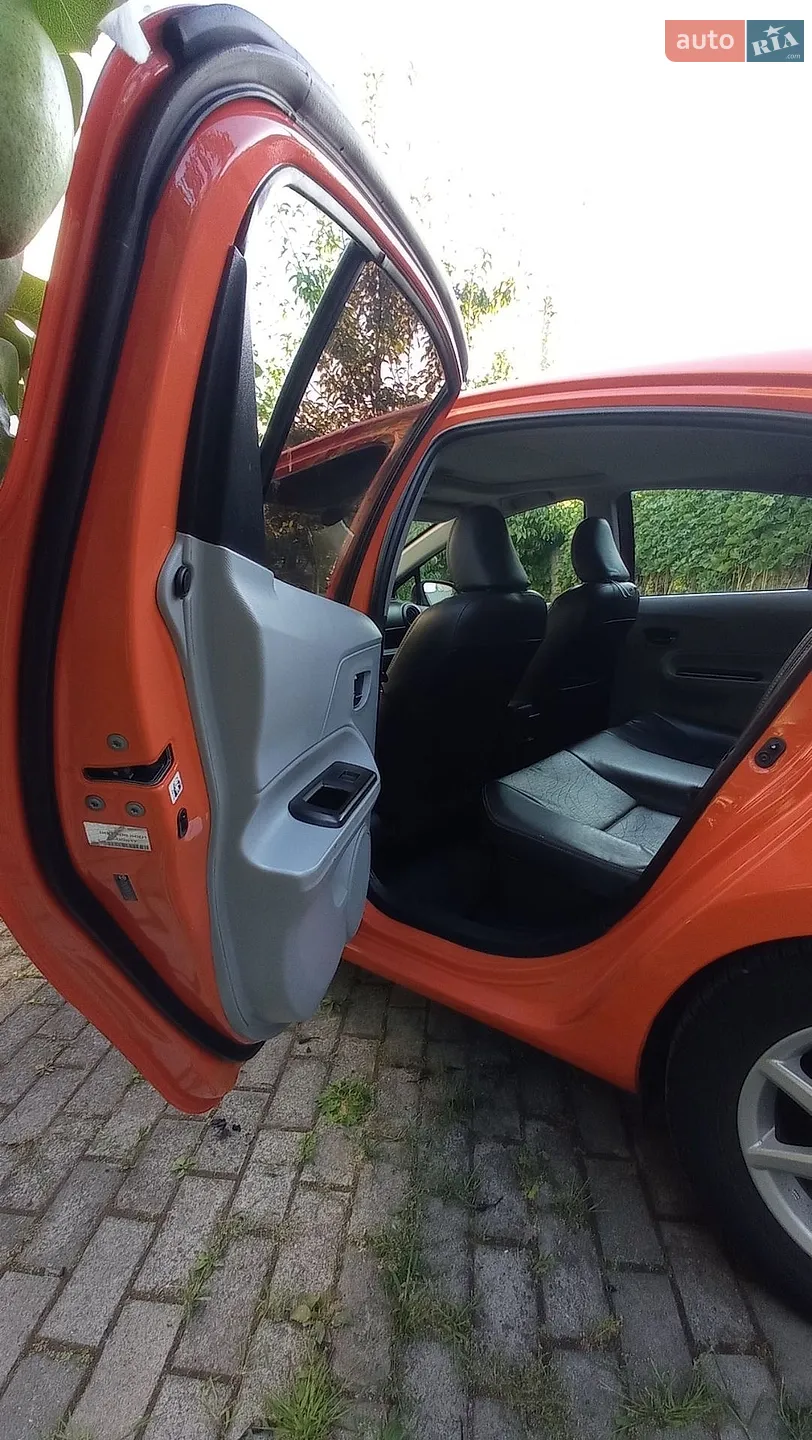 2012 Toyota Prius - мініатюра 11