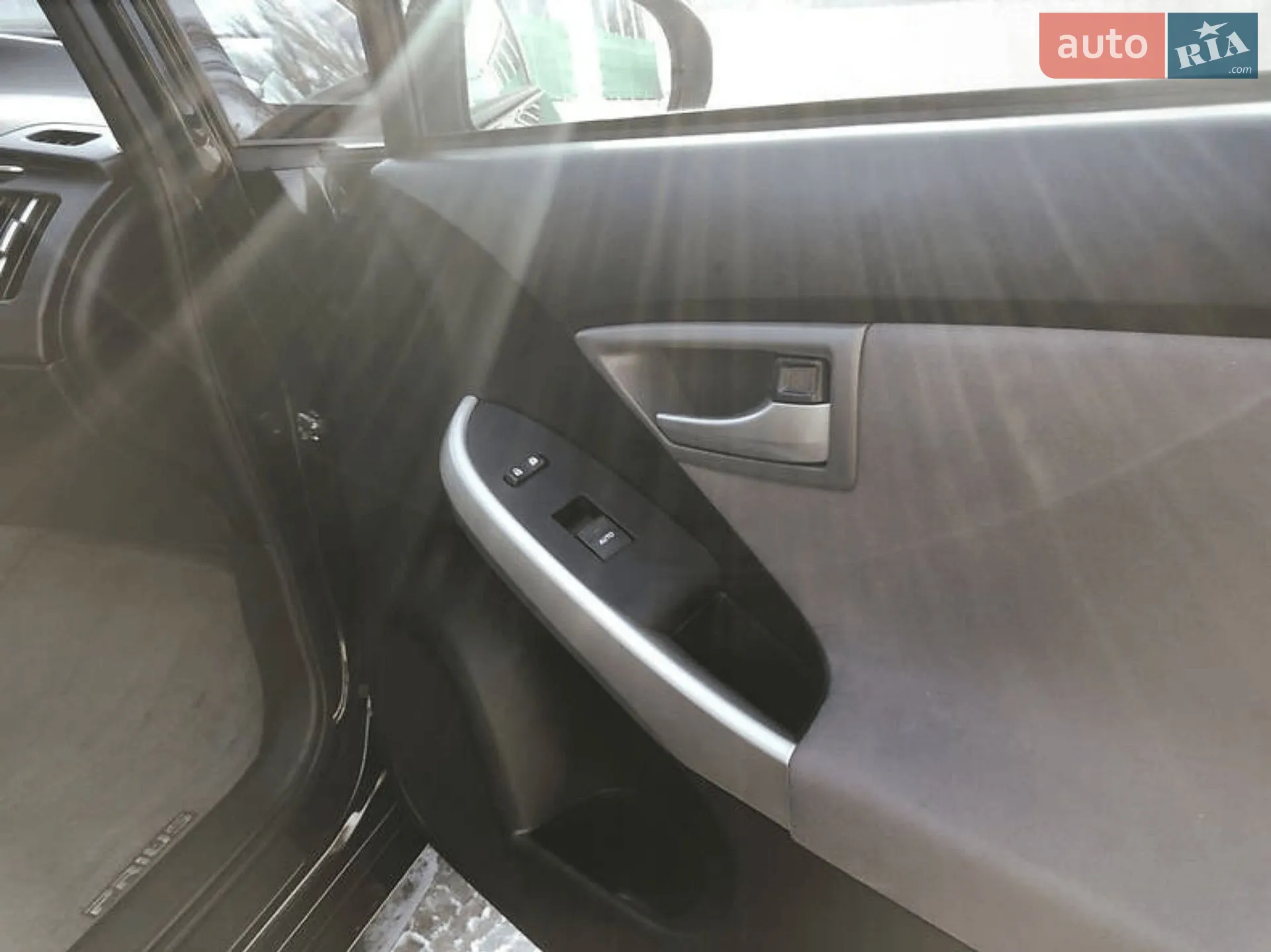 2015 Toyota Prius - мініатюра 8