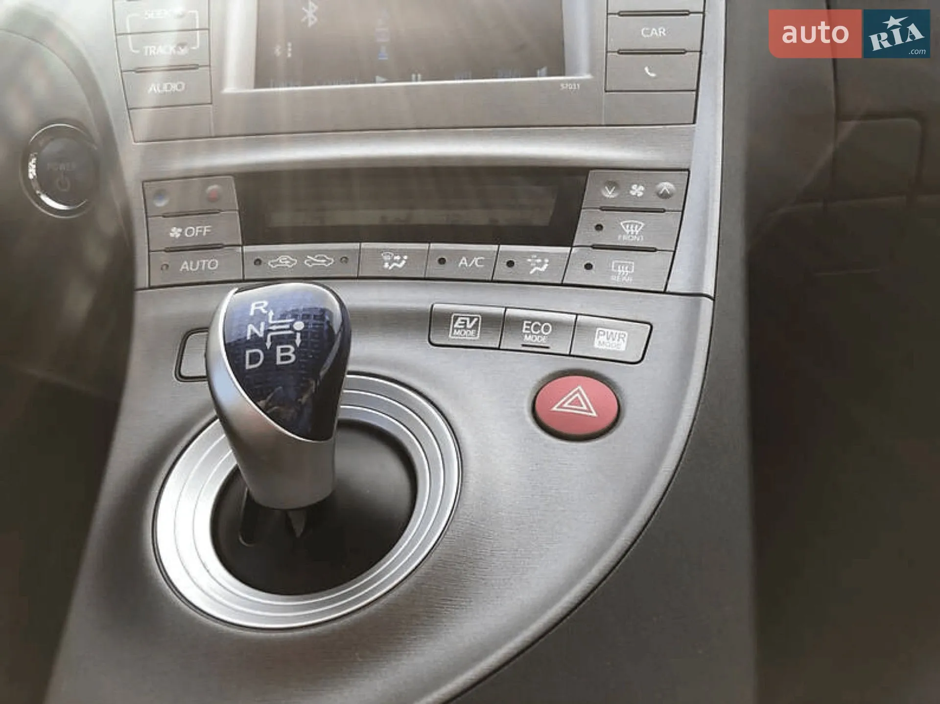 2015 Toyota Prius - мініатюра 15