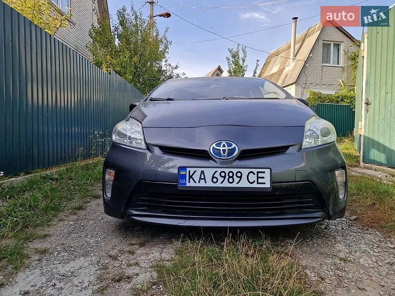 Toyota Prius 2015