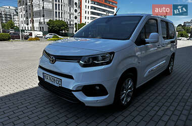 Минивэн Toyota Proace City 2021 в 