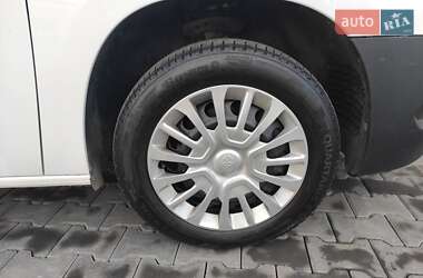Минивэн Toyota Proace City 2020 в 