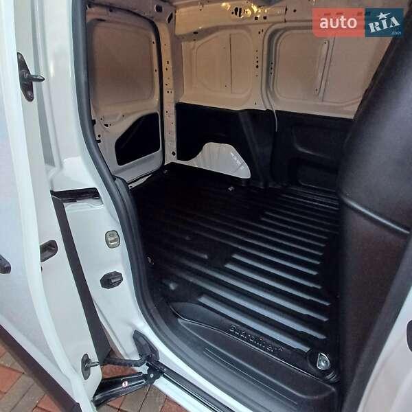 Вантажний фургон Toyota Proace City 2022 в Житомирі