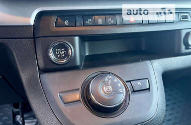 Минивэн Toyota Proace Verso 2022 в 