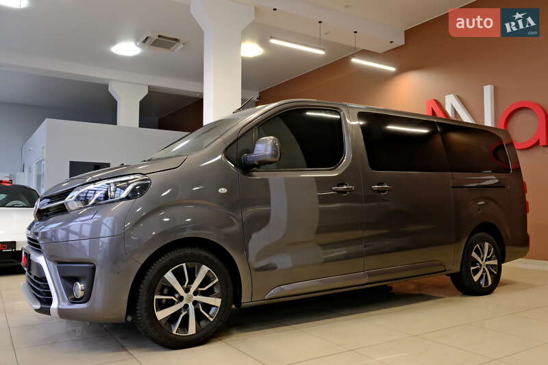 Мінівен Toyota Proace Verso 2022 в Одесі