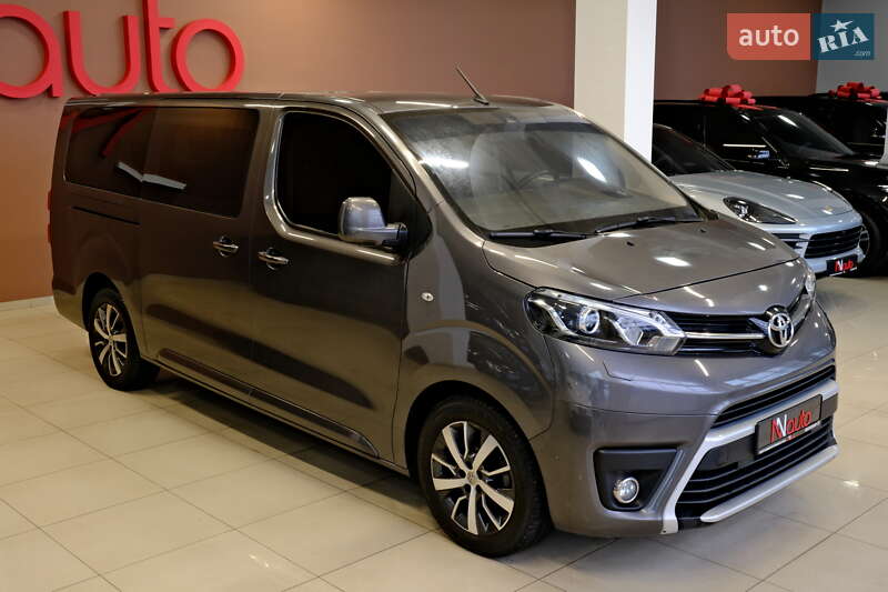 Мінівен Toyota Proace Verso 2022 в Одесі