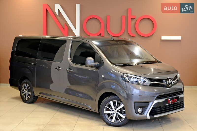 Мінівен Toyota Proace Verso 2022 в Одесі