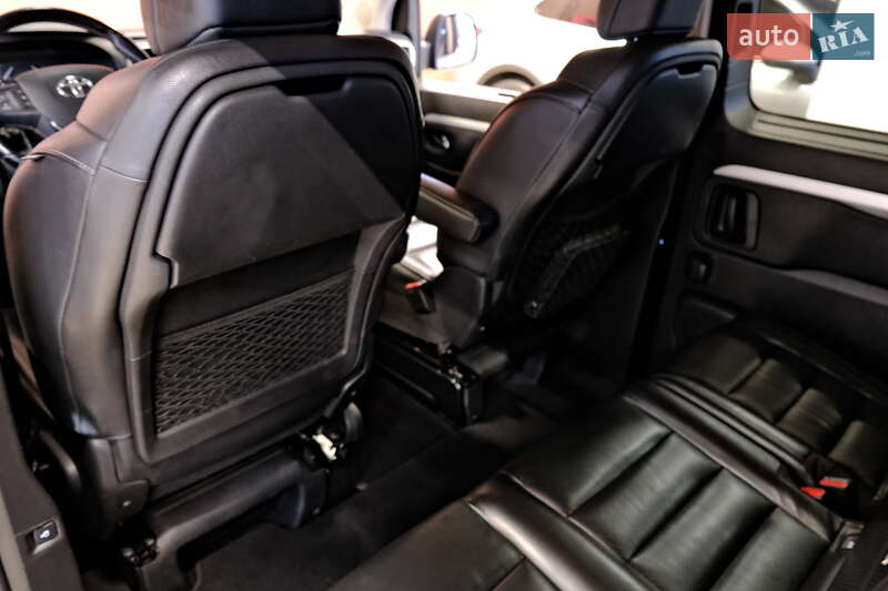 Мінівен Toyota Proace Verso 2022 в Одесі
