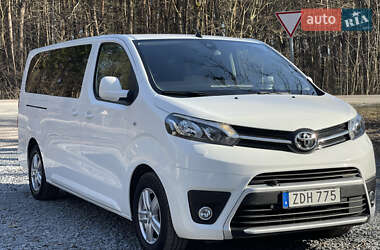 Минивэн Toyota Proace Verso 2017 в Радивилове