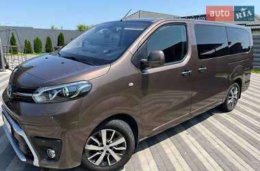 Мінівен Toyota Proace Verso 2022 в Борисполі