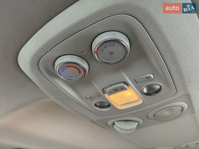 Минивэн Toyota Proace Verso 2022 в Калуше