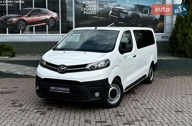 Минивэн Toyota Proace Verso 2021 в Черновцах